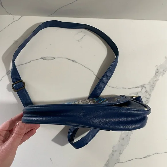 DISNEY - Beauty & the Beast - Crossbody Bag - Picture 10 of 15